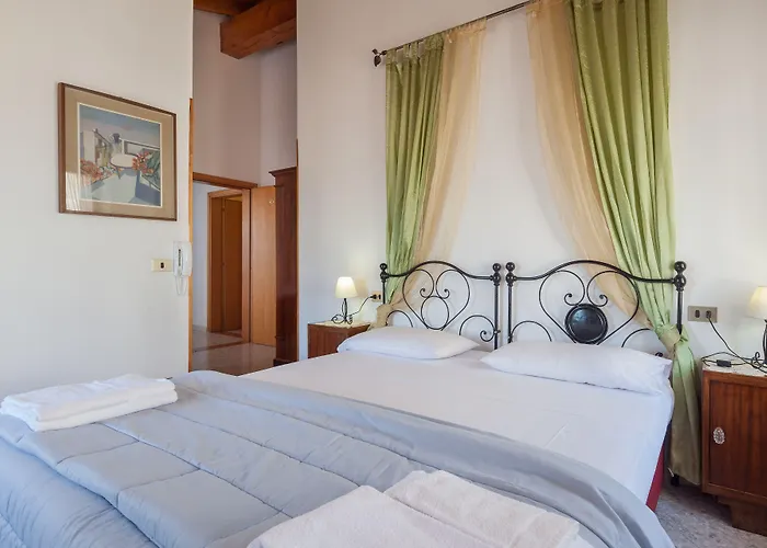 Al 3* Caprino Veronese