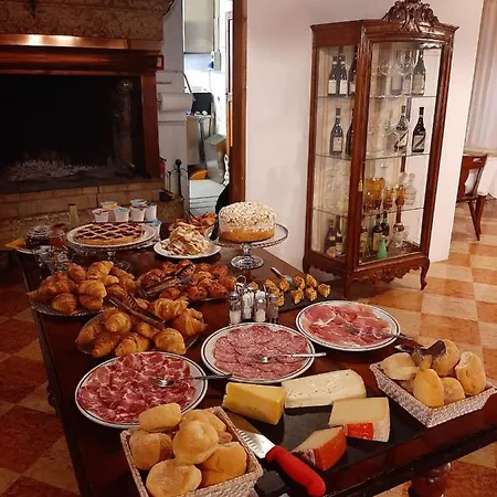 Hotell Al 3*