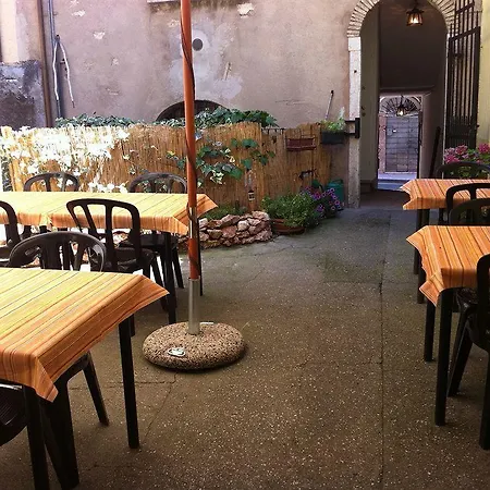 罗坎达中央宾馆 酒店 3*