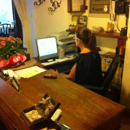 罗坎达中央宾馆 酒店 卡普里诺韦罗内塞