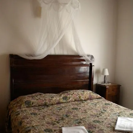 酒店 罗坎达中央宾馆 卡普里诺韦罗内塞