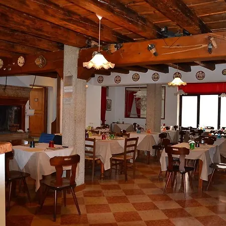 Hotel Al