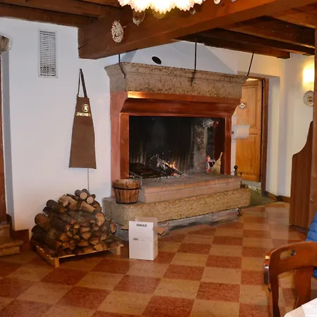 Al 3* Caprino Veronese