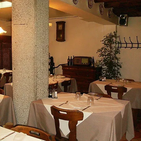Al Hotel Caprino Veronese