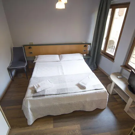 Al Hotel Caprino Veronese